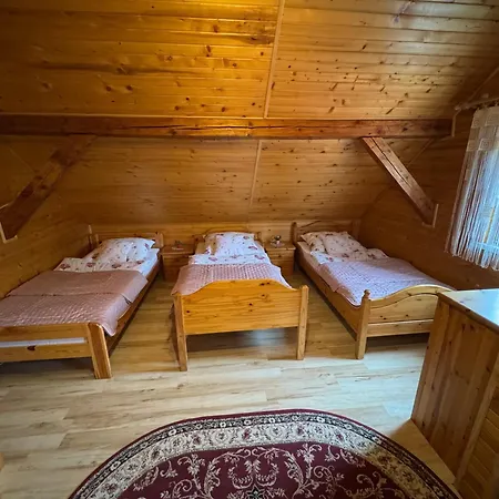 Gosciniec Grek Zorba - Pokoje I Domki 4 Osobowe - 16Km Od Zator Energylandia Inwald Exterior photo