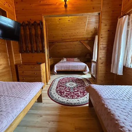 Gosciniec Grek Zorba - Pokoje I Domki 4 Osobowe - 16Km Od Zator Energylandia Inwald Exterior photo