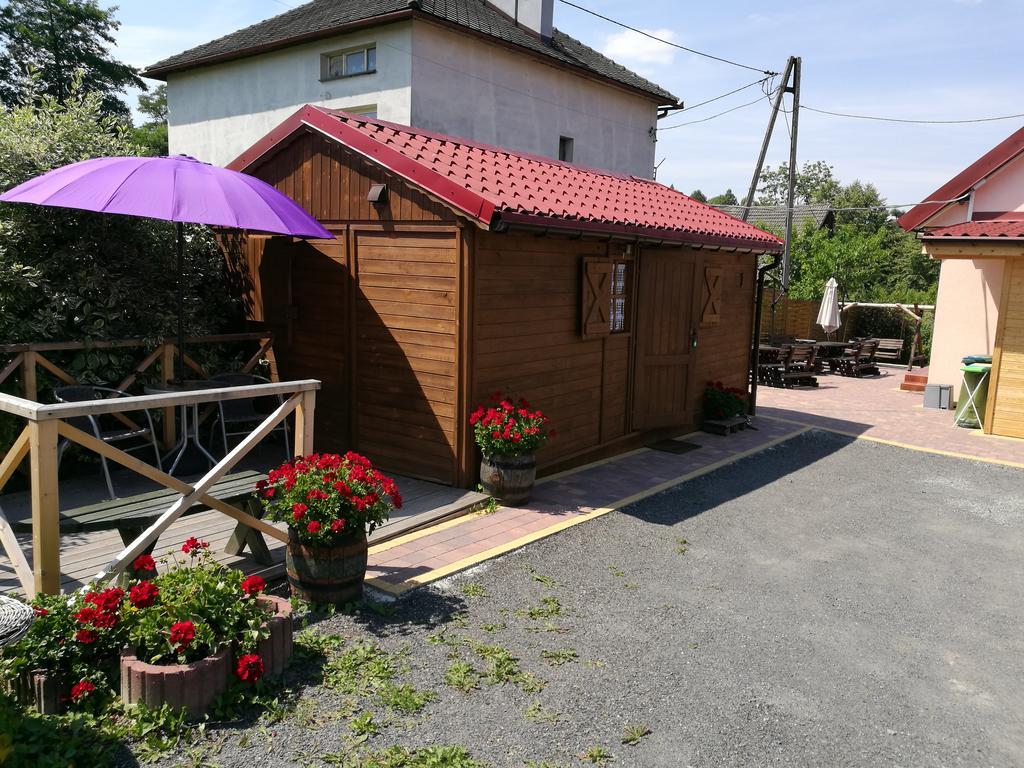Homestay Gosciniec Grek Zorba - Pokoje I Domki 4 Osobowe - 16Km Od Zator Energylandia *